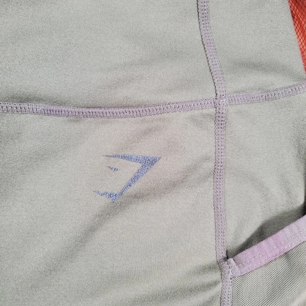 Gymshark Dry Leggings Womens Medium Olive Green‎ Perforated Fitness Training EUC